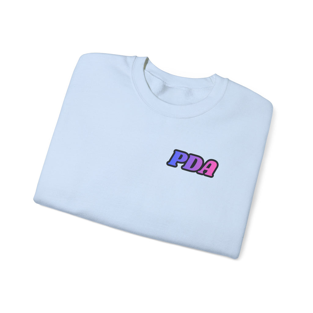 PDA-badge front Ombre-Bestie Crewneck